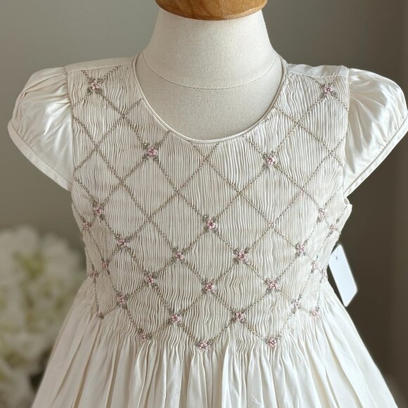 Ivory Smocked Silk Dress Flower Girl Special Occasion Luli & Me Boutique Size 4 - Picture 3 of 5